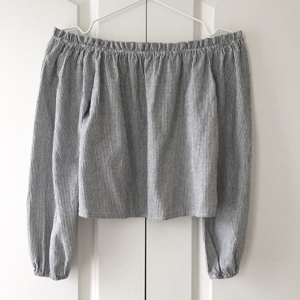 Brandy Melville Theia Off Shoulder Top